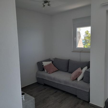 Apartmani Antea Starigrad Paklenica Chambre photo