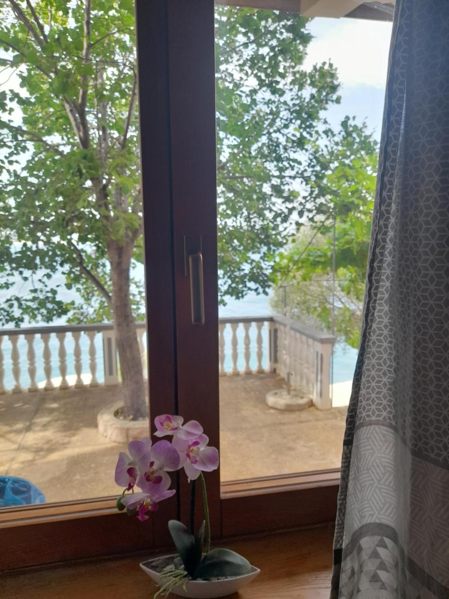 Apartmani Antea Starigrad Paklenica Chambre photo